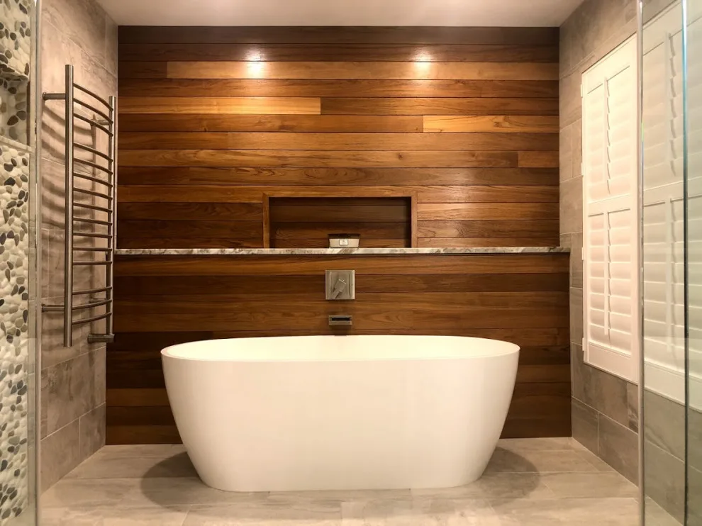 Aberdeen Primary Bathroom by Whitney Garrett / Kenwood Kitchens - Photo 12