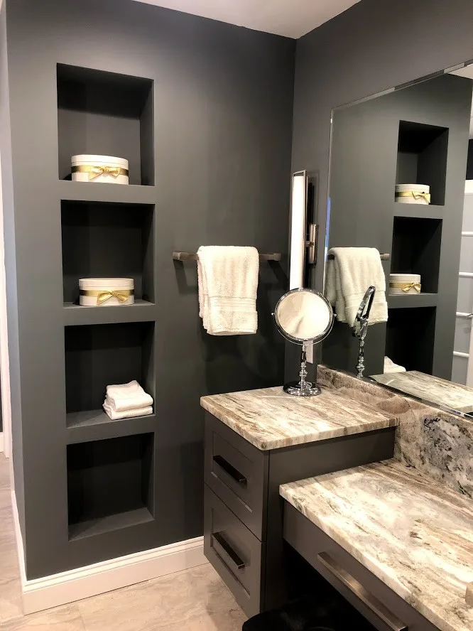 Aberdeen Primary Bathroom by Whitney Garrett / Kenwood Kitchens - Photo 10