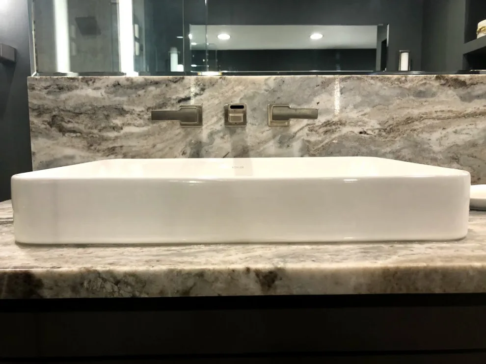 Aberdeen Primary Bathroom by Whitney Garrett / Kenwood Kitchens - Photo 9