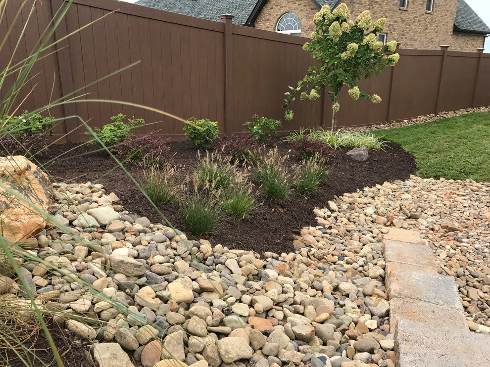 Lynchburg Landscapes, Inc. - Photo 7