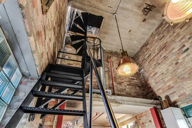 1017 W. Washington Blvd, West Loop Penthouse in Chicago by Cabanilla Design Collective - Photo 8