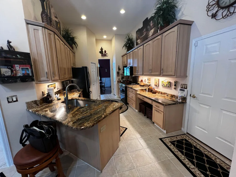 White Lake Refacing by Kitchen Tune-Up Novi, MI - Photo 4