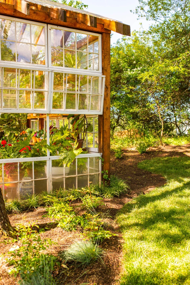 Greenhouse by Lynchburg Landscapes, Inc. - Photo 5