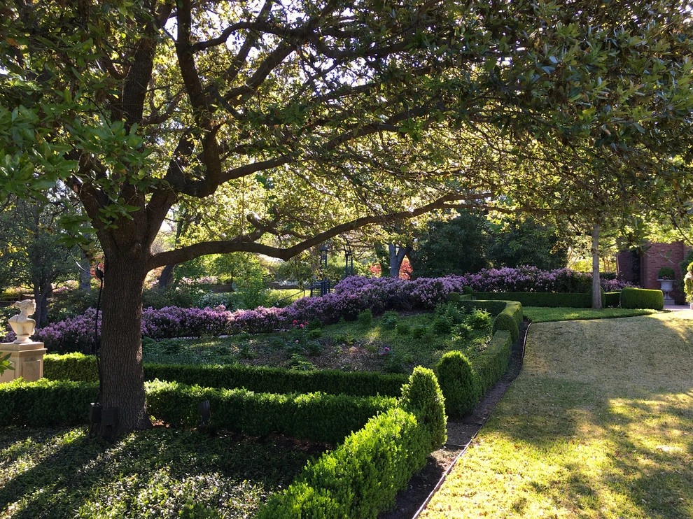 Historic Fort Worth Estate Garden by M. M. Moore Construction Company, Inc. - Photo 32