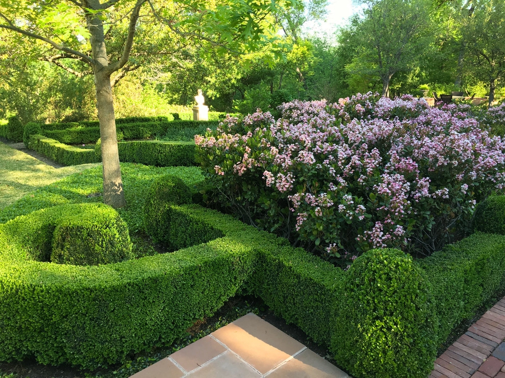 Historic Fort Worth Estate Garden by M. M. Moore Construction Company, Inc. - Photo 18