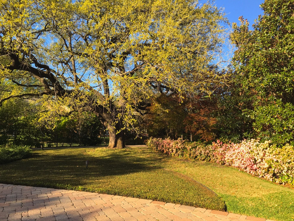 Historic Fort Worth Estate Garden by M. M. Moore Construction Company, Inc. - Photo 27
