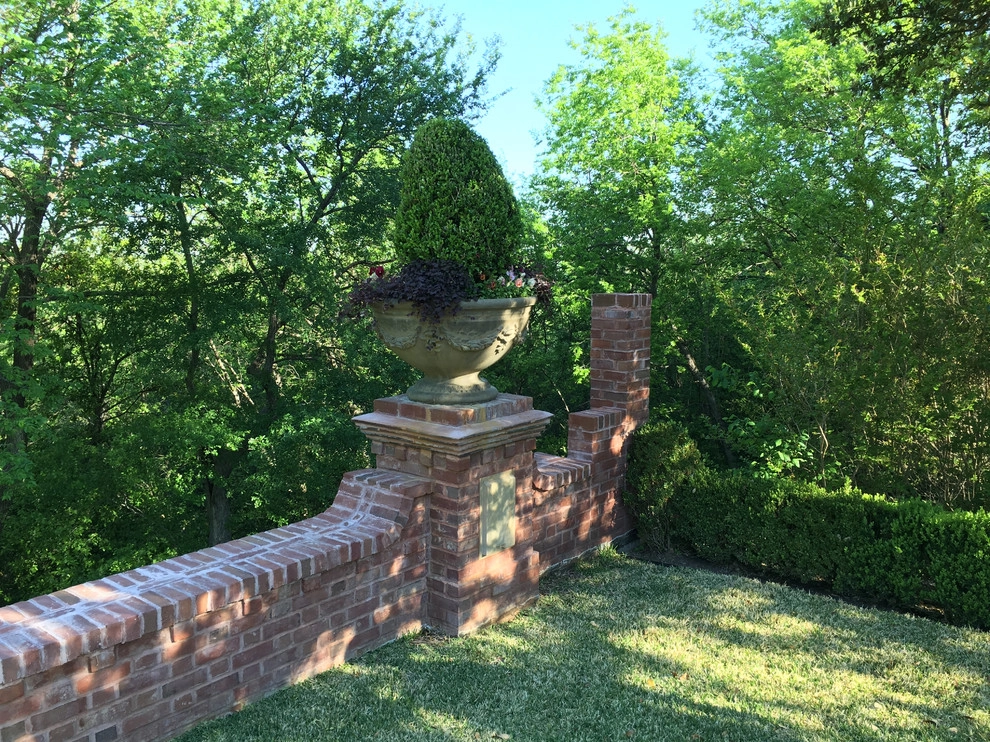 Historic Fort Worth Estate Garden by M. M. Moore Construction Company, Inc. - Photo 14