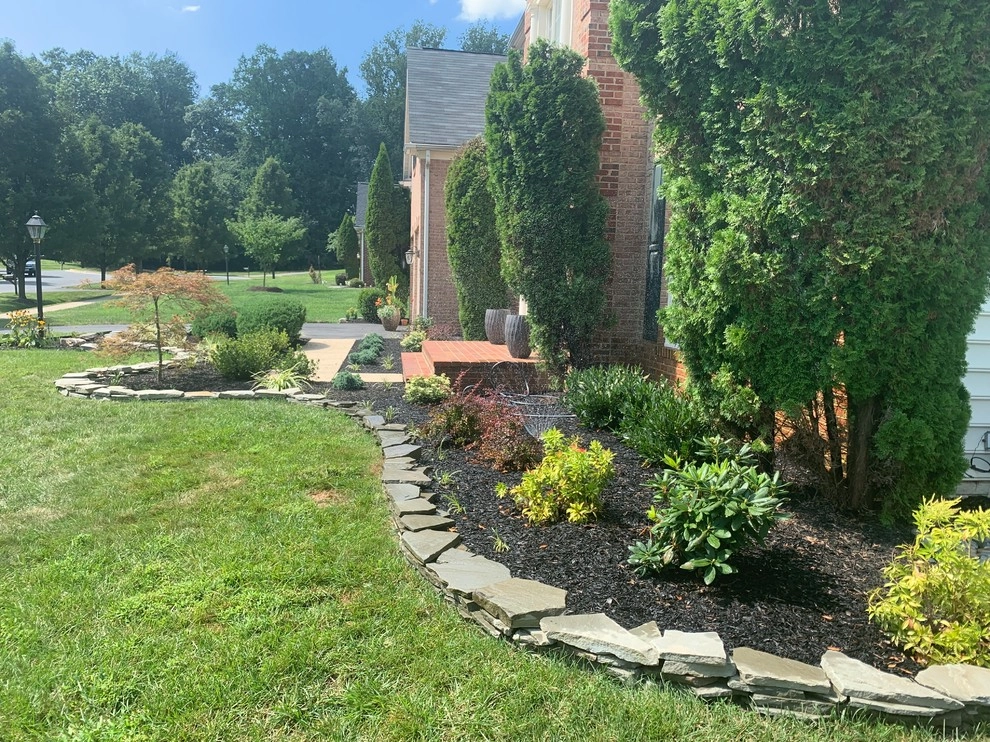 New Front Yard by MA Cleaning & Landscaping Design Inc - Photo 2