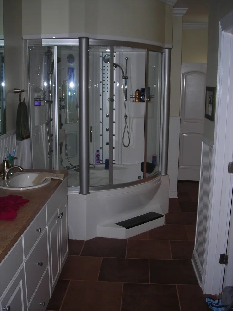 Accessible Showers by IConstruct - Photo 2