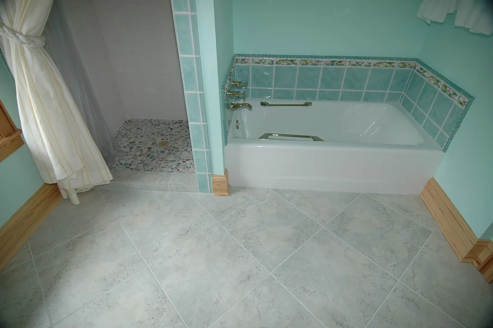 Accessible Showers by IConstruct - Photo 18