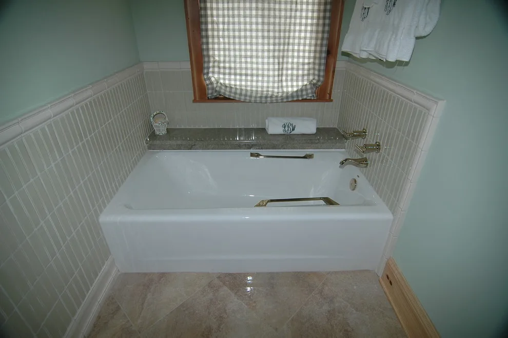 Bathtub Designs by IConstruct - Photo 3