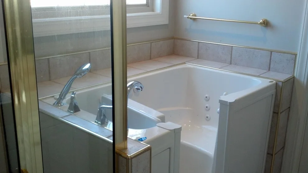 Bathtub Designs by IConstruct - Photo 13