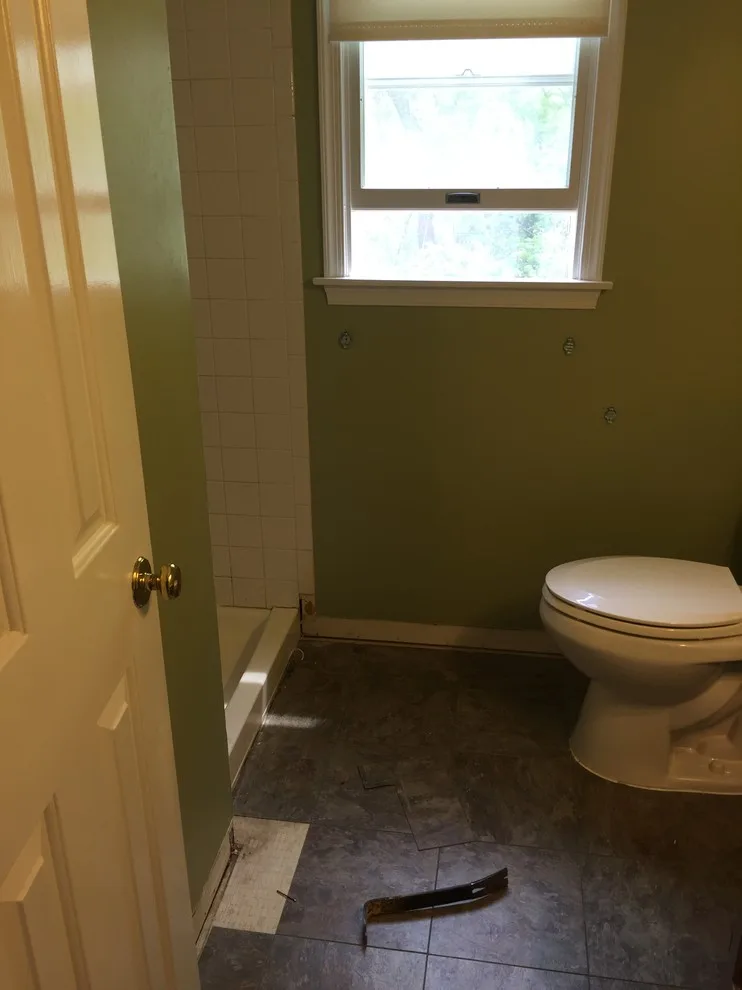 Aloi Hall Restroom by Sidney Enterprises - Photo 2