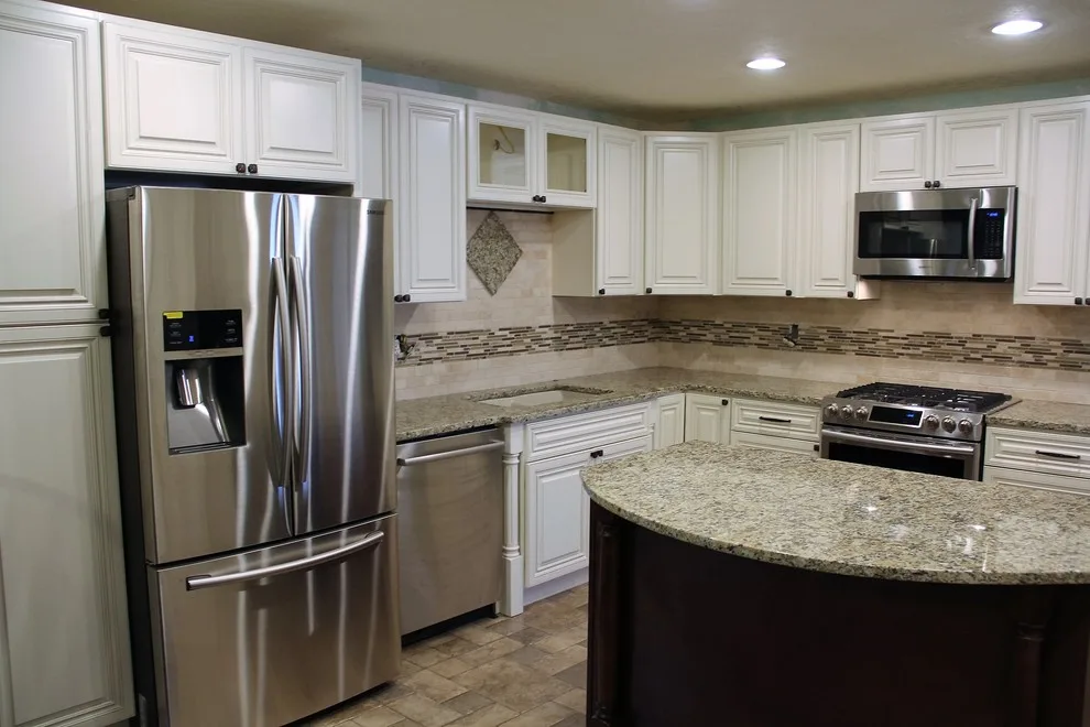 Big Wood Cabinets, LLC - Photo 9