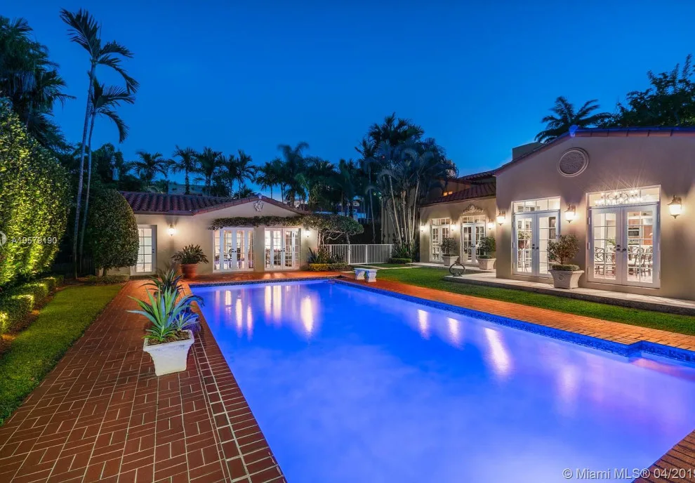Art Deco Residence in Coral Gables by Orange Home - Design | Remodel | Build - Photo 5