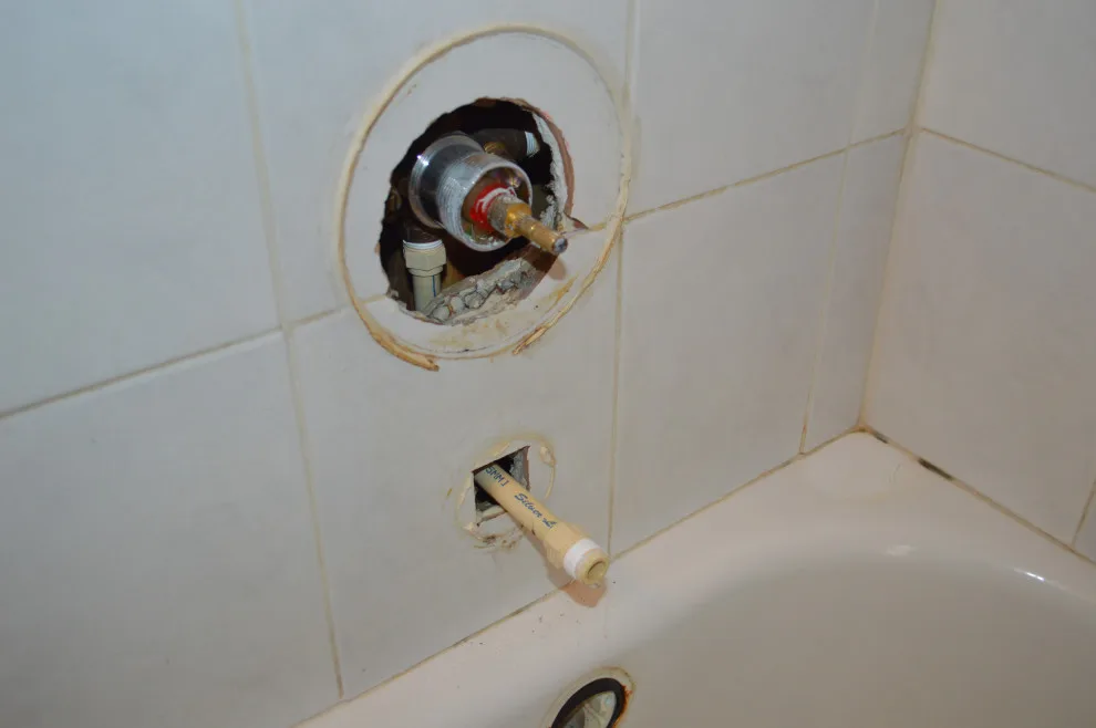 Weslaco, TX Art Deco Shower Upgrade by UpHome Renovation - Photo 4