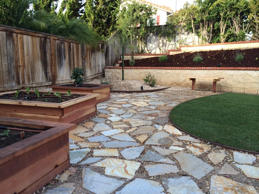 Rueda by M&T Landscape Studios - Photo 4