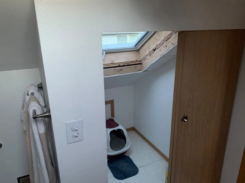Loft bathroom by Modern Vision Remodeling Experts - Photo 4