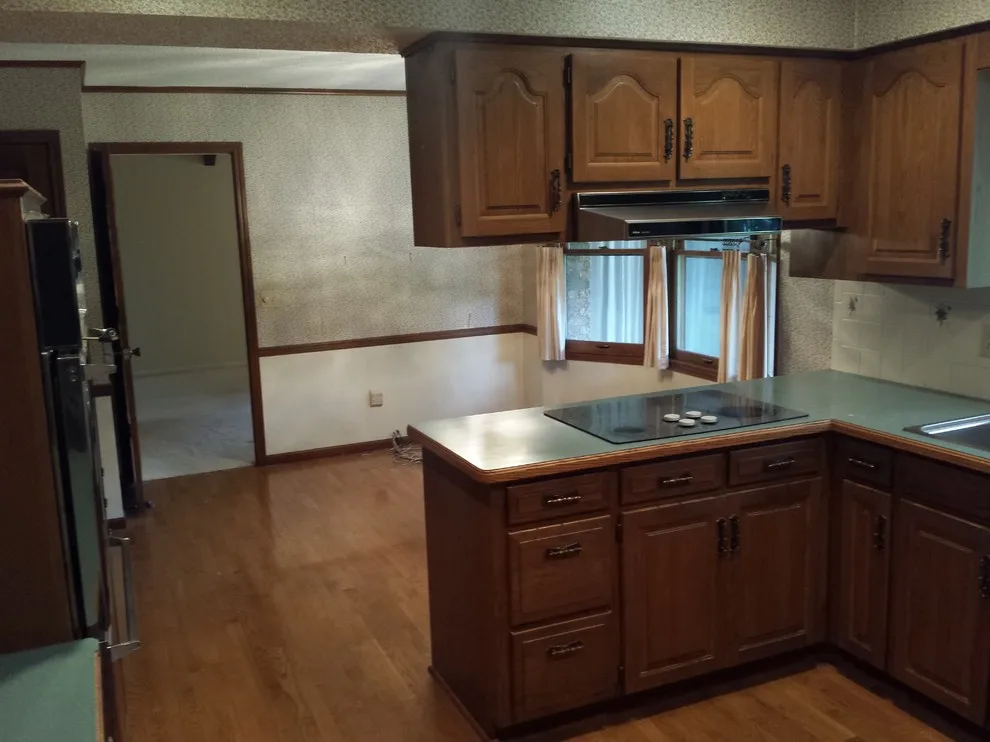 Aurentz Renovation by Kitchen Works LLC - Photo 9