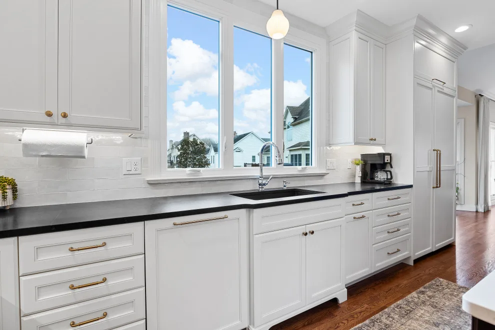 B and E, Chesterfield, Missouri by Cabinetry By Design - Photo 8