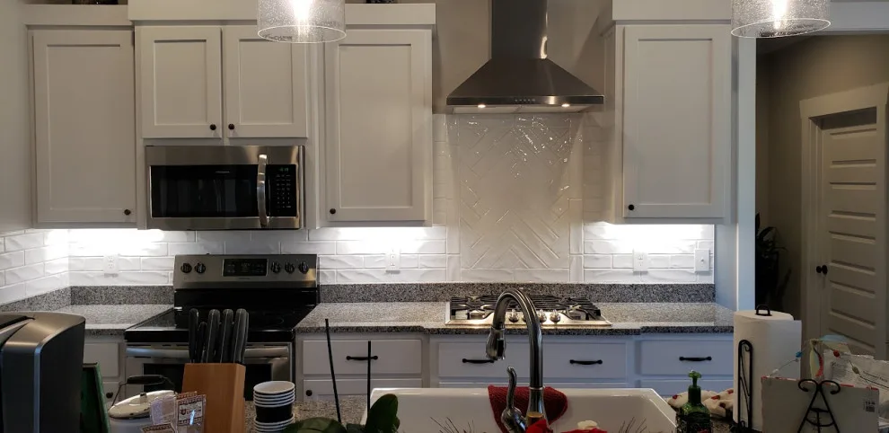 Splashback Initiatives by JL Custom Interiors - Photo 7