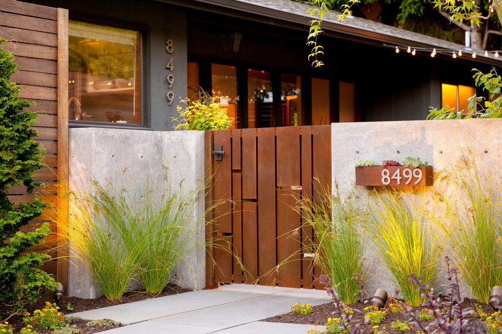 Mid Century Courtyard Remodel by Mark S. Garff, Landscape Architect - Photo 3