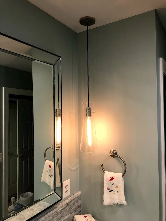 Barrington Primary Bathroom by Whitney Garrett / Kenwood Kitchens - Photo 5