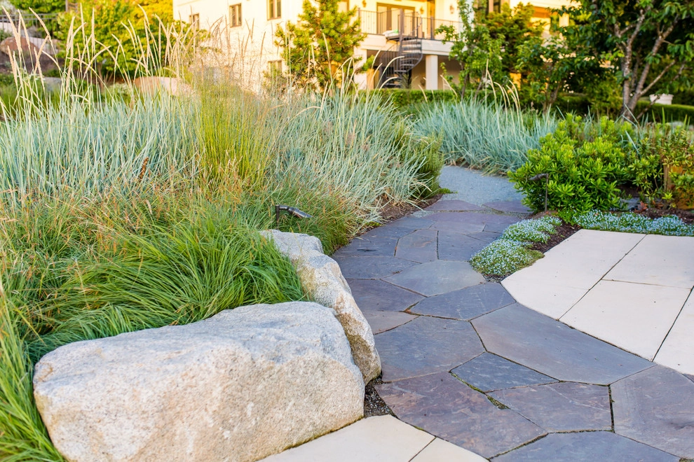 Yarrow Point Lakefront Terrace by Mark S. Garff, Landscape Architect - Photo 2