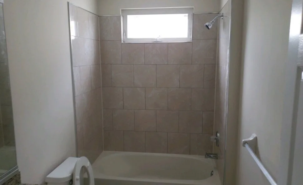 Restroom Ensemble by ELMM Design Build Solutions (TruPro Restoration) - Photo 2