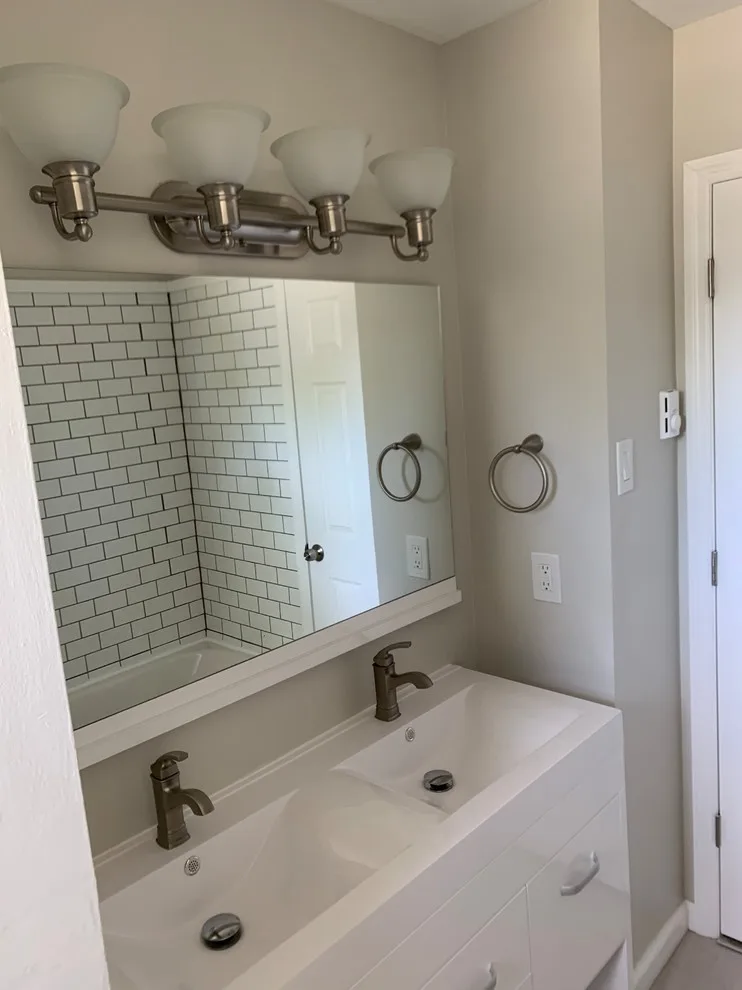Restroom Ensemble by ELMM Design Build Solutions (TruPro Restoration) - Photo 6