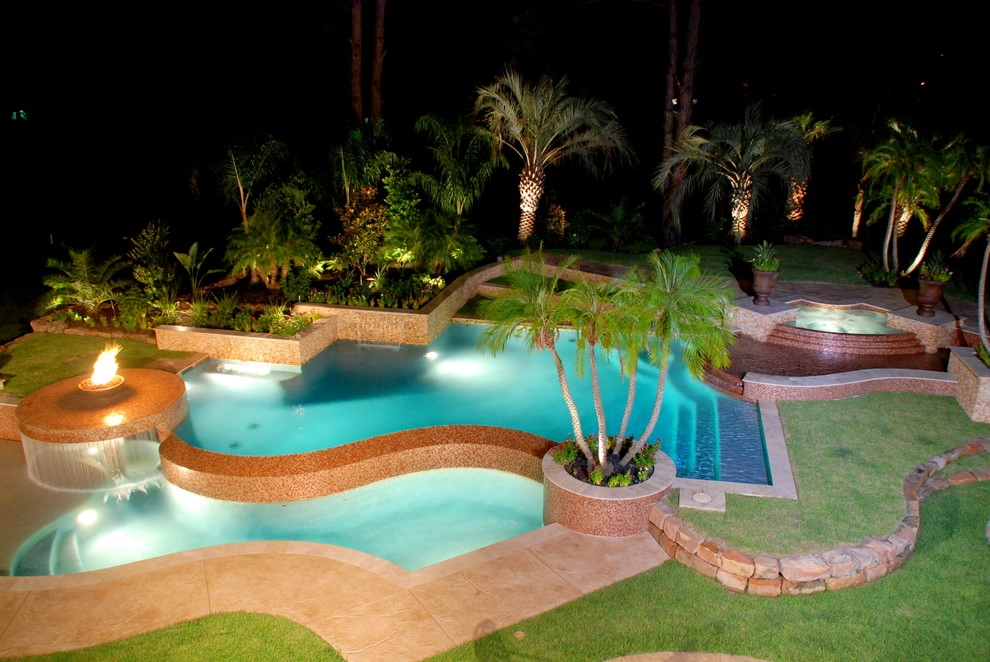 Woodlands Reverse Negative Edge Pool by Marquise Pools - Photo 3