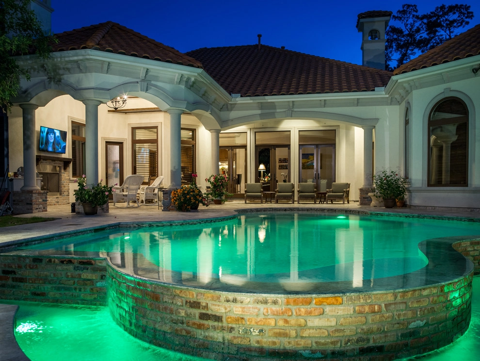 The Modern Pool with French Quarter Facades by Marquise Pools - Photo 2