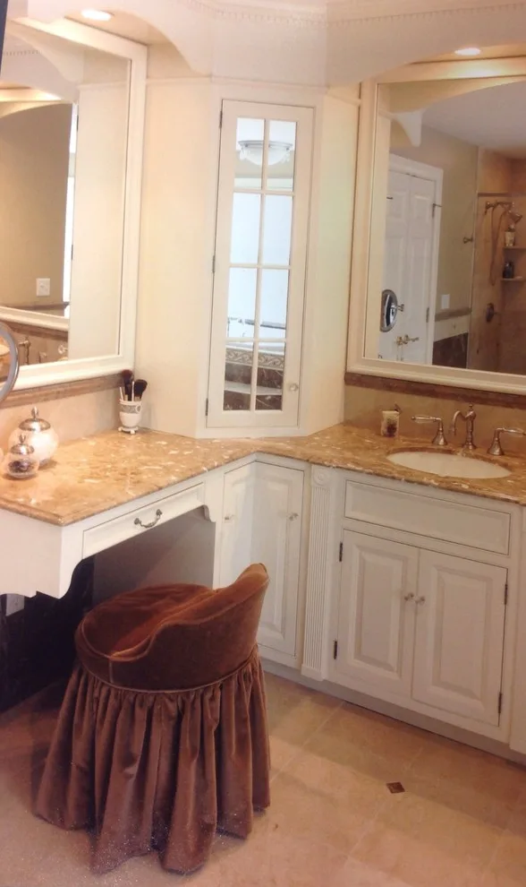 Restrooms by Red Door Kitchen & Bath Studio - Photo 35