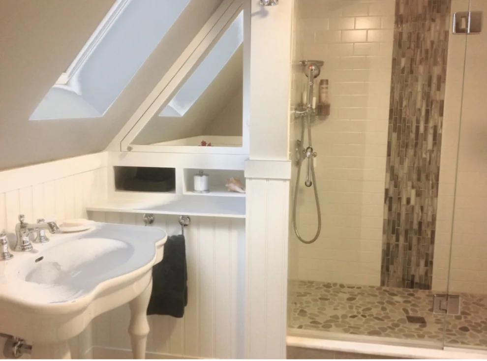 Restrooms by Red Door Kitchen & Bath Studio - Photo 38