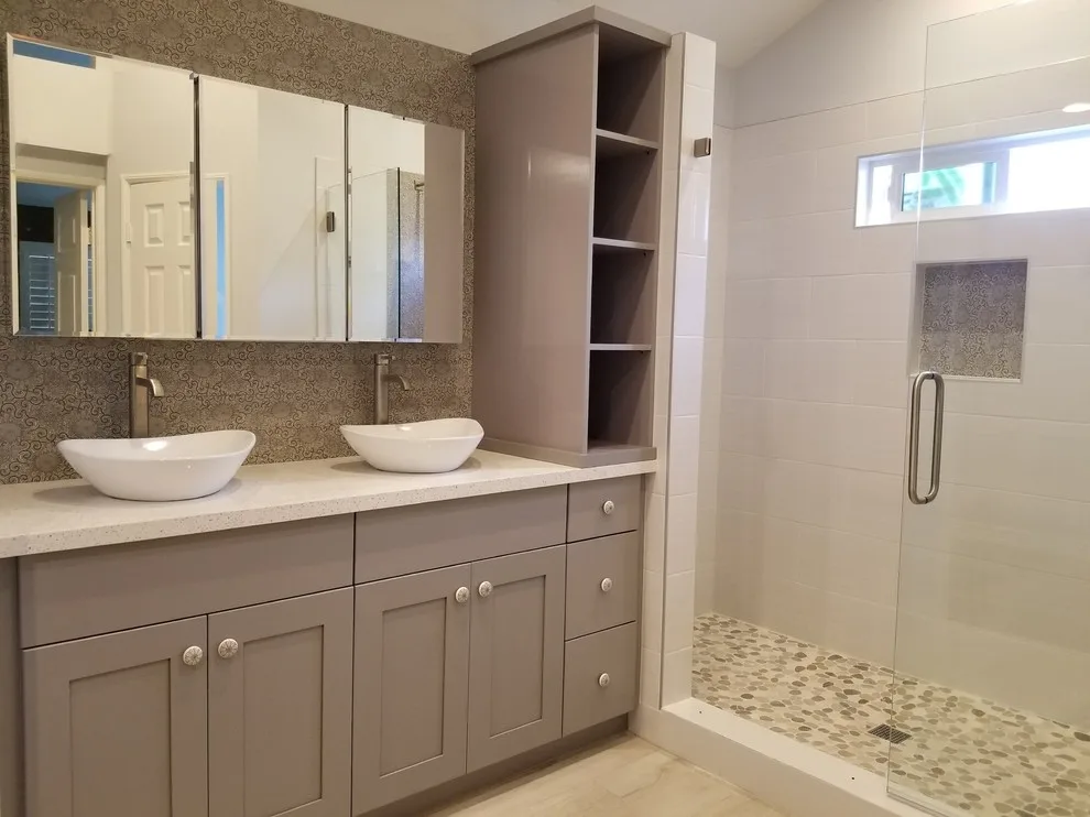 Restroom by Home Style Designs - Photo 4