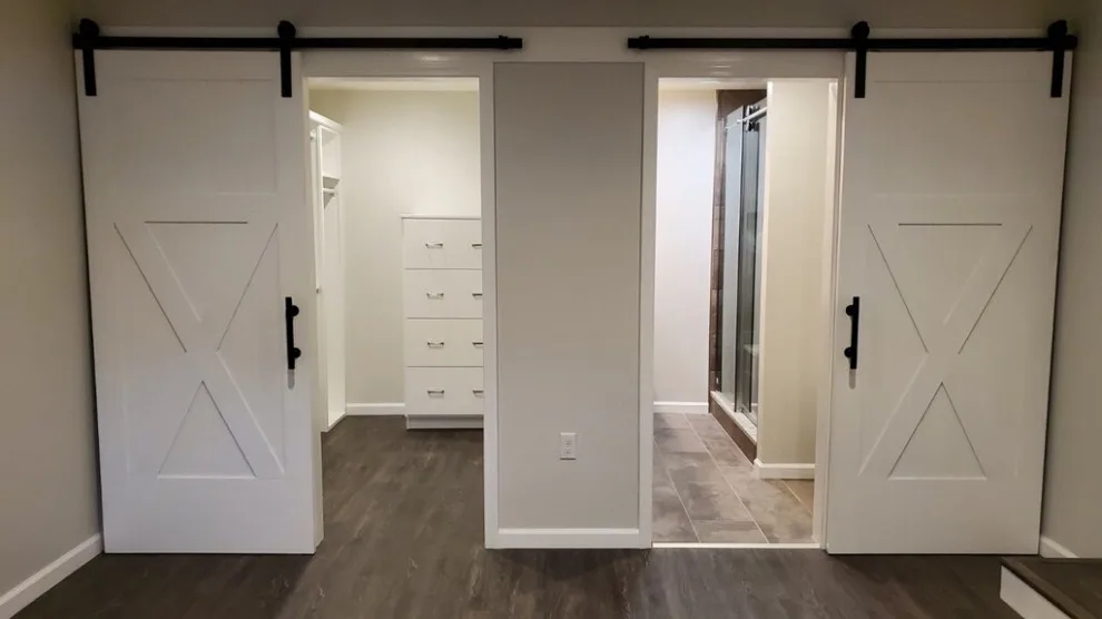 Harry's Construction Kitchen & Bath Design Center - Photo 8