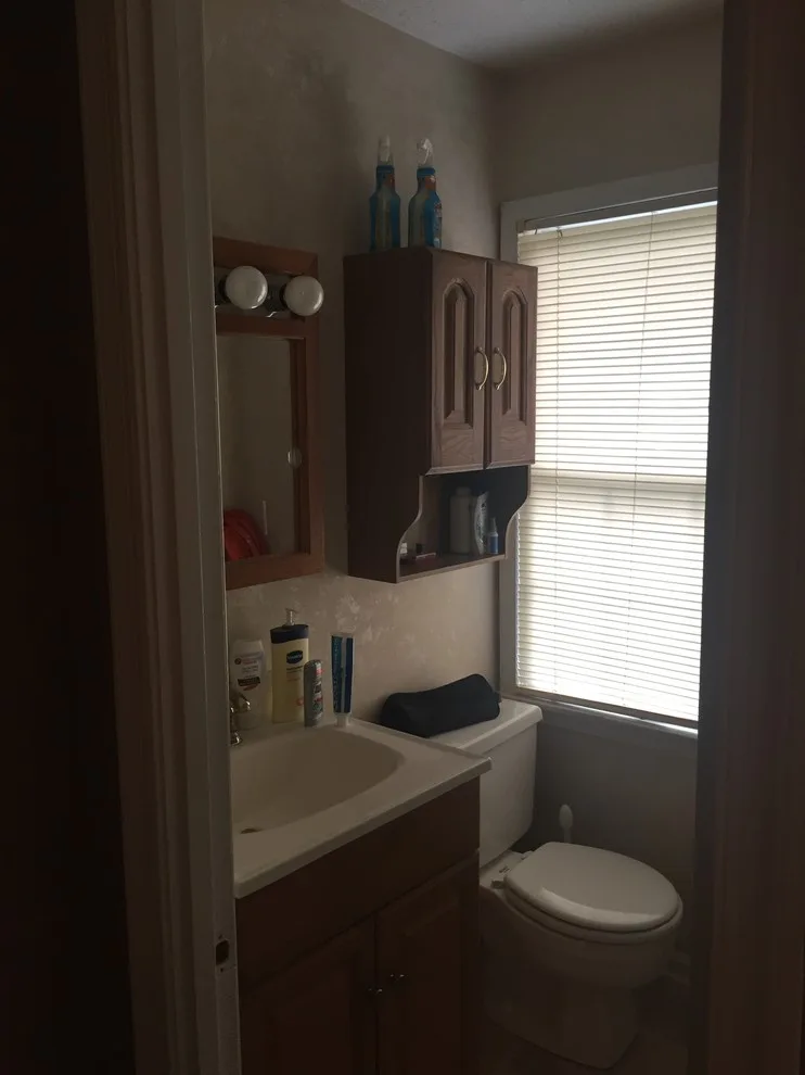 Bathroom and Closet Integration by Whitney Garrett / Kenwood Kitchens - Photo 12