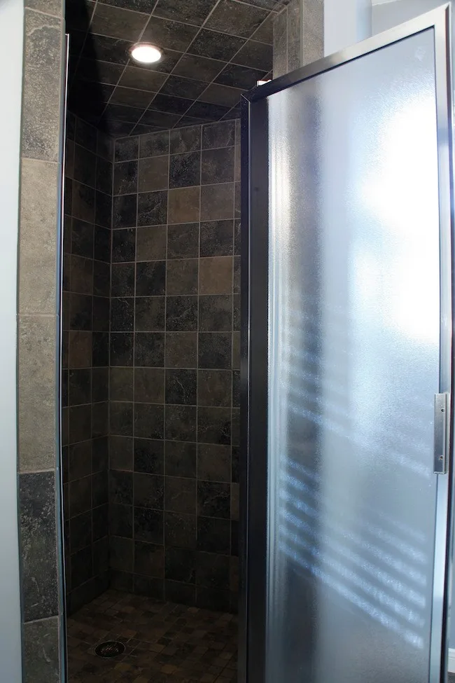 Restroom - Memorial Villages by Vick Construction & Remodeling - Photo 4