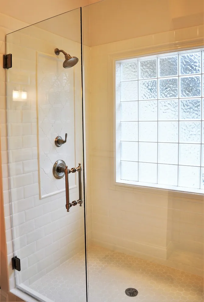 Kitchen & Bath Galleries - Photo 9