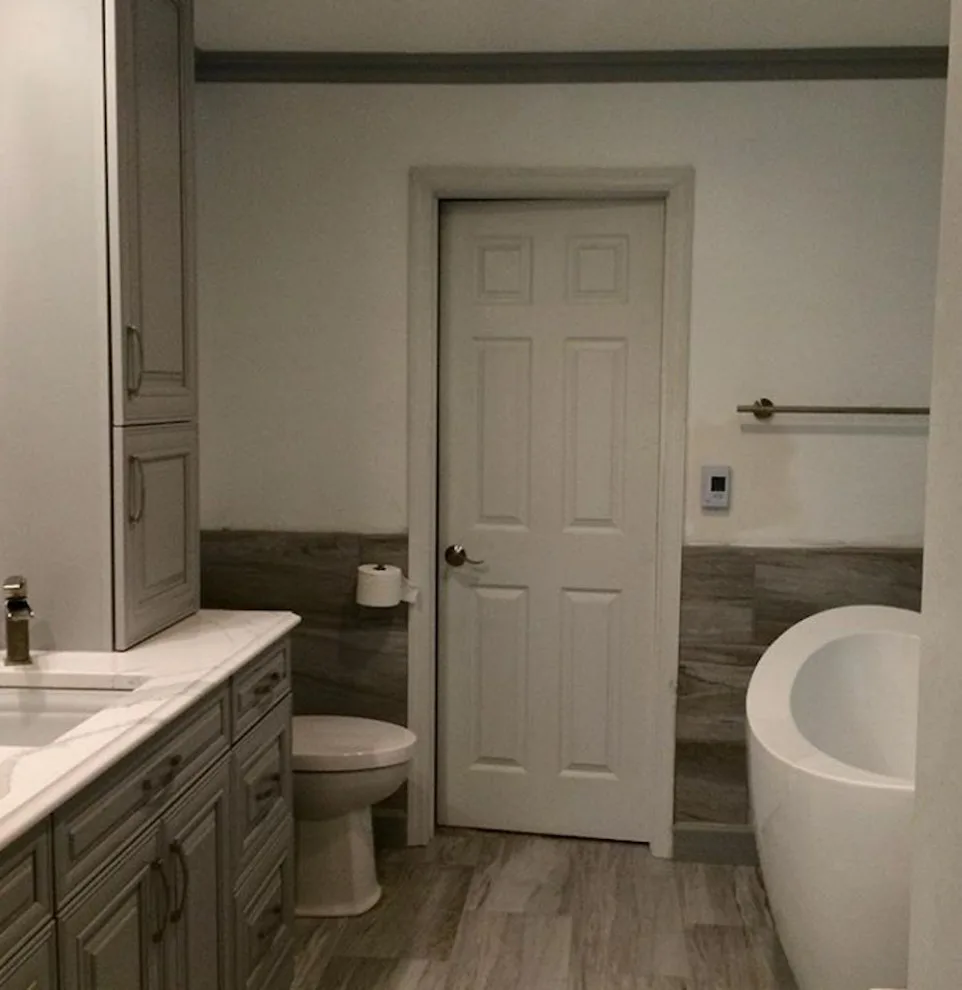 Barnhill Primary Bathroom Renovation by Designs By Mary-Ann Pugh - Photo 19