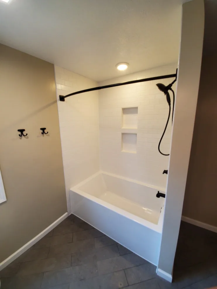 Restroom renovation by HM Remodeling - Photo 4
