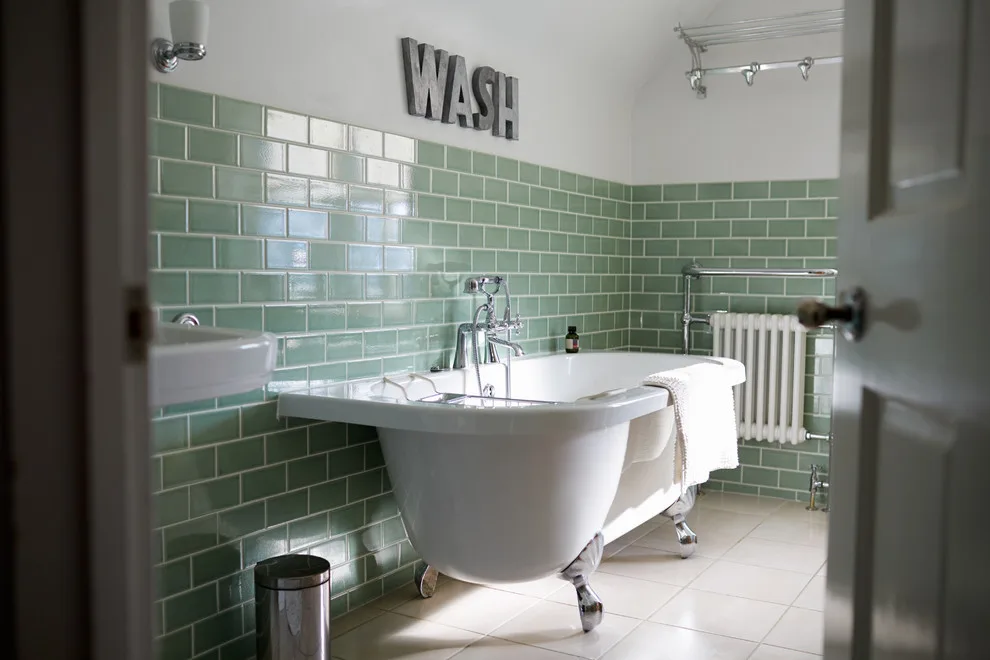 bathroom renovation by Refresh And Build - Photo 5