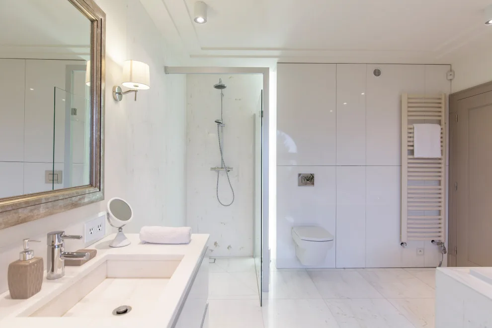 Bathtubs in Bathrooms by Lia Construction - Photo 5