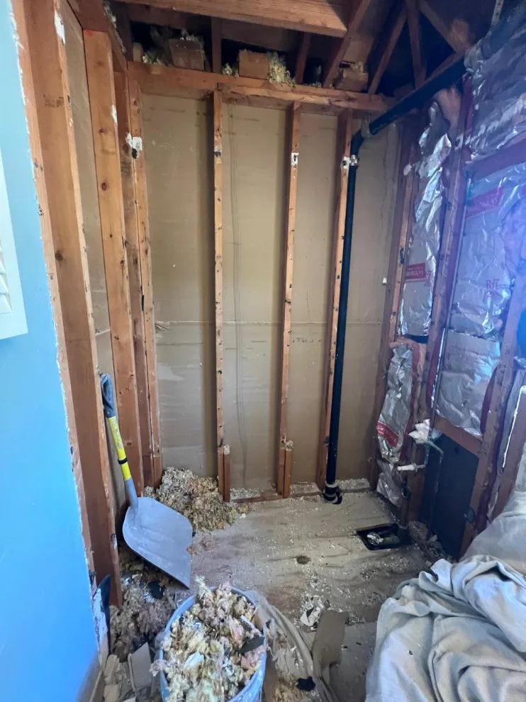 Restroom Renovation by JR Rivera's Remodeling LLC - Photo 8