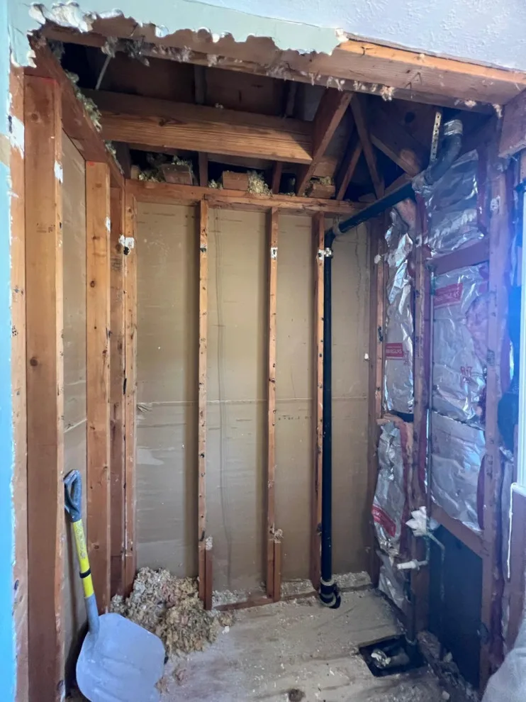 Restroom Renovation by JR Rivera's Remodeling LLC - Photo 9