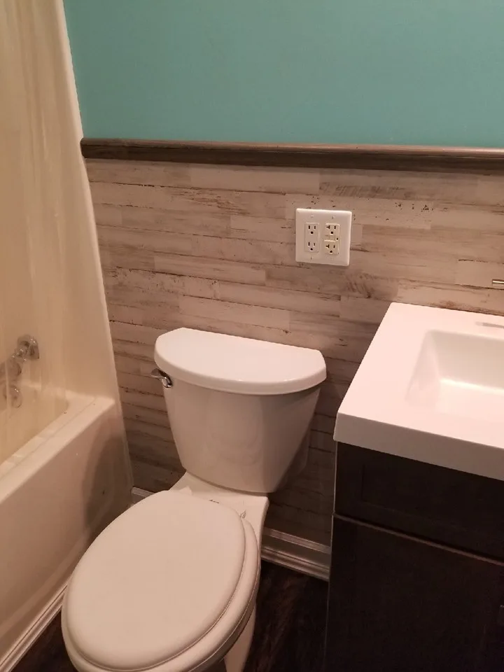 Restroom Renovation by Nu-Bath And Kitchen Inc. - Photo 10