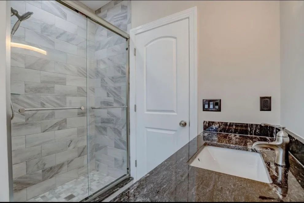 Home Solutions - Photo 3