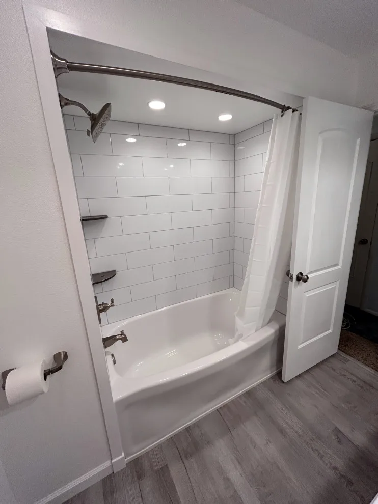 Dc Associates - Photo 5