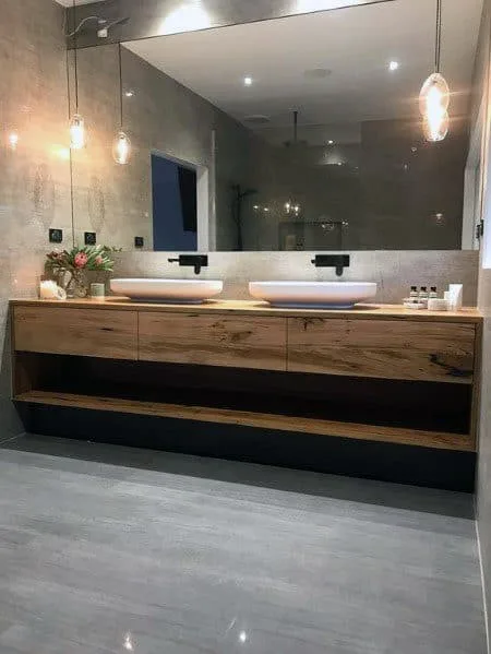 Bathroom Renovations by M Docor - Photo 2