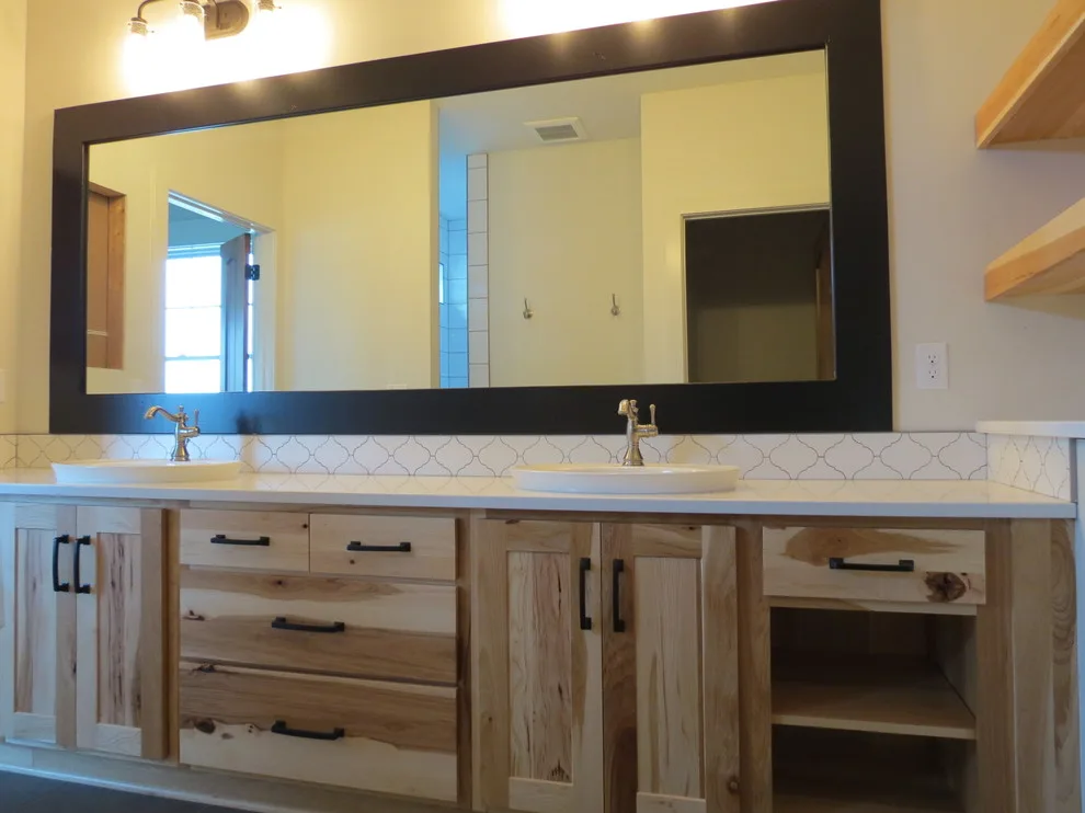 Restrooms by Lincoln Cabinet - Photo 20